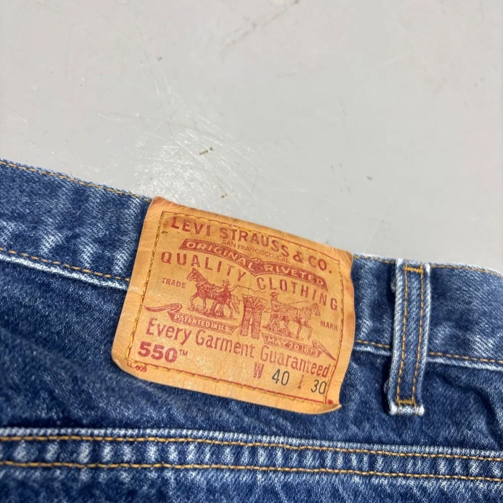Vintage Levis 550 Relaxed Fit Jeans Mens 40x30 Medium Wash Blue Denim Tapered